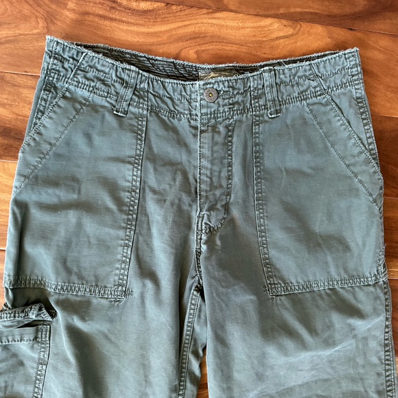 American Eagle Green Straight Leg Cargo Pants size 36x30 - Picture 2 of 5